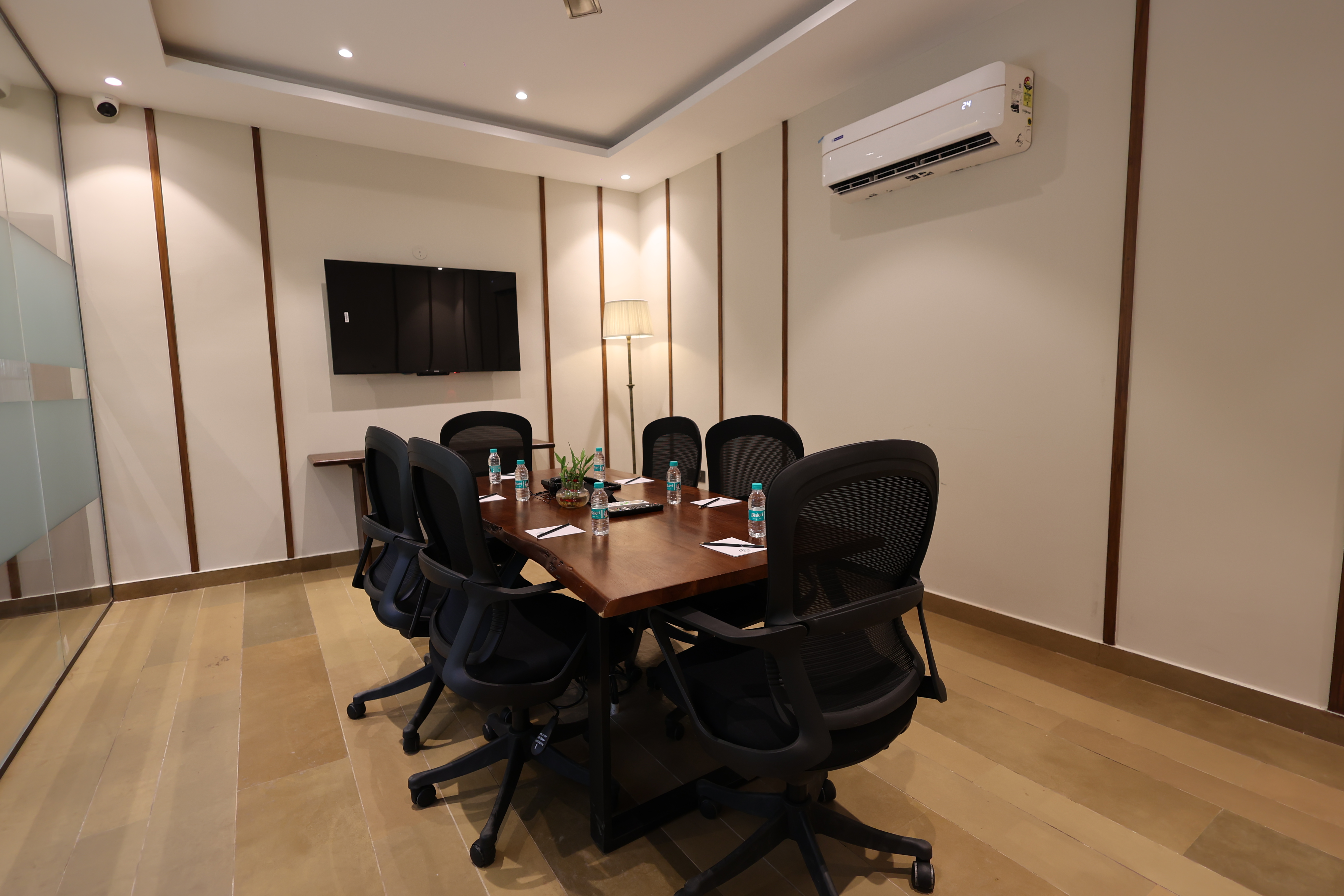 Residential cottages for conferences